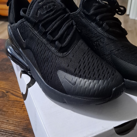 Women 270 Max size 8 - Picture 2 of 5